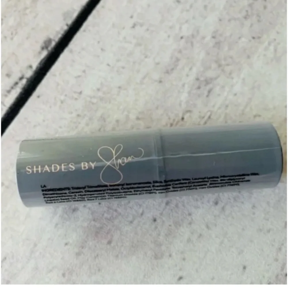 💎 SHADES BY SHAN Coral Lipstick in Shade LA Full-Size New & Sealed